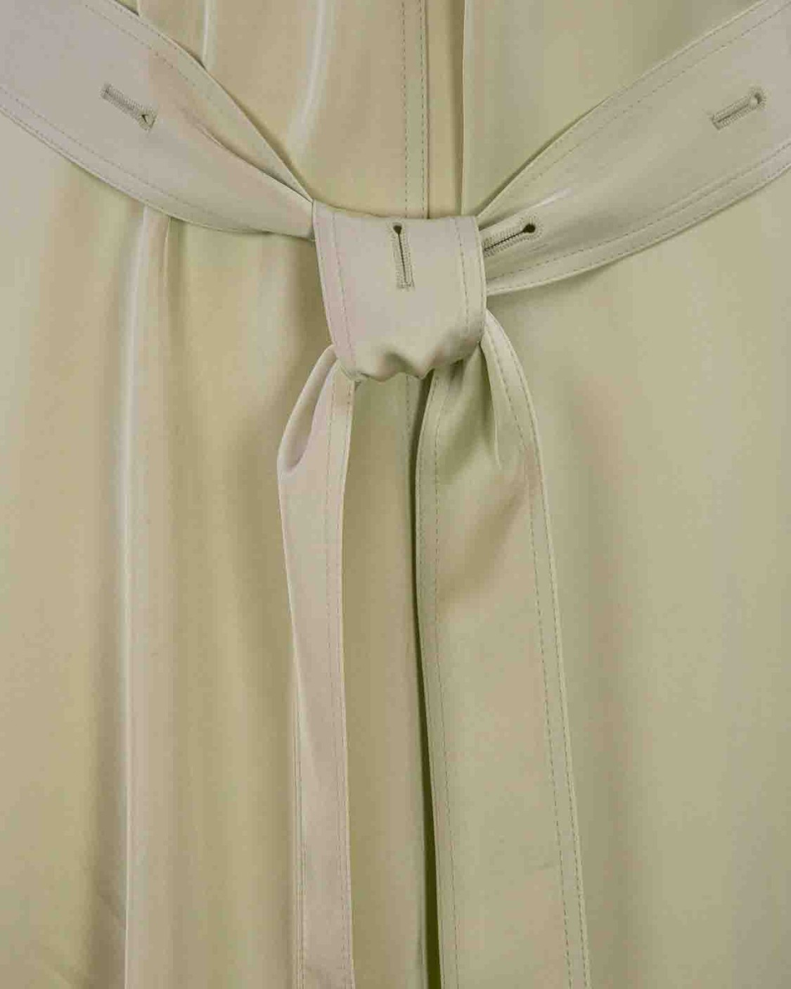 shop FABIANA FILIPPI  Abito: Fabiana Filippi abito in viscosa.
Scollo a V.
Senza maniche.
Cinta in vita.
Raso di viscosa.
Tessuto: 100% Viscosa.
Fabbricato in Italia.. ABD264F138D623-6151 number 4116264